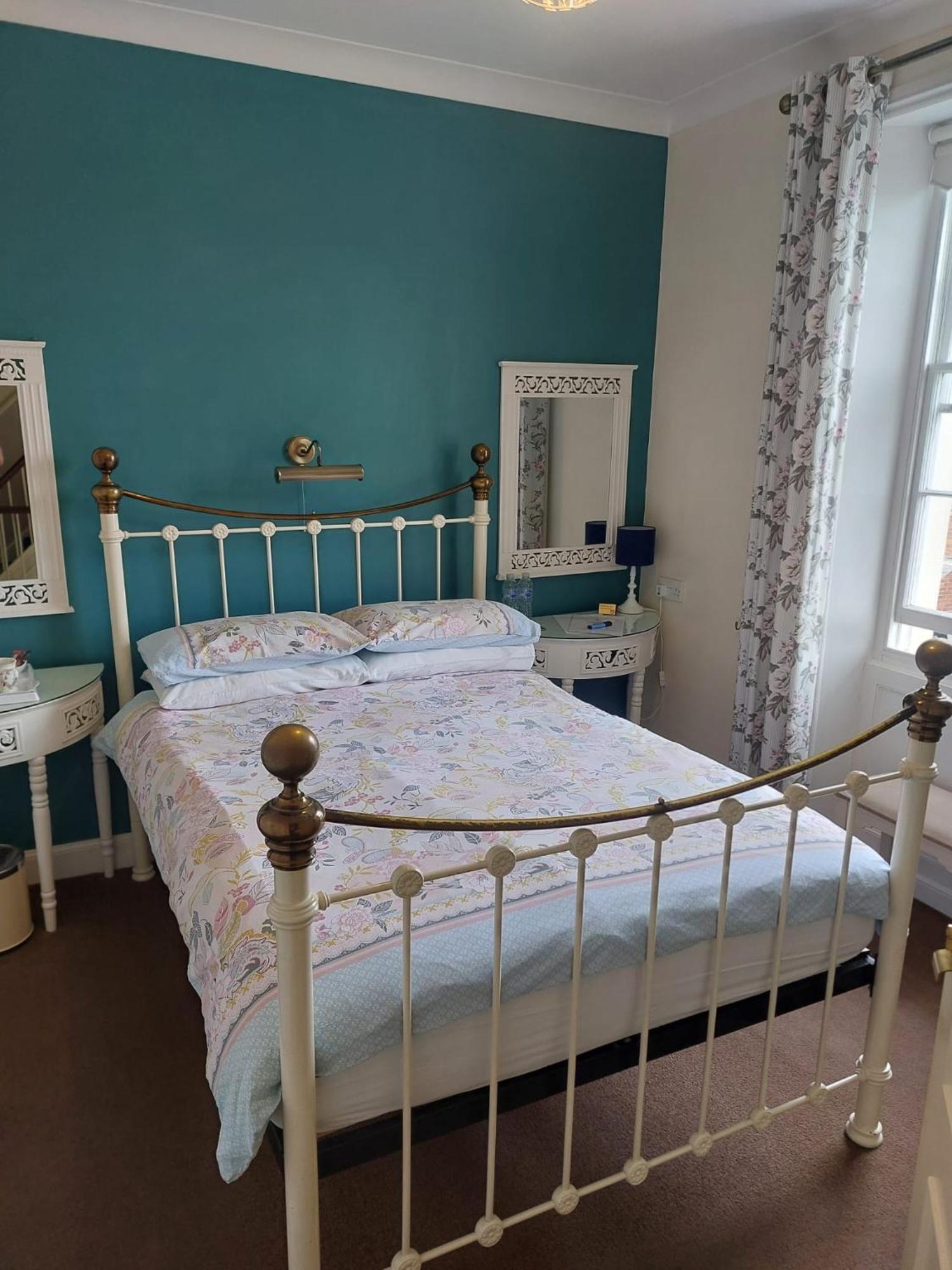 Bed and Breakfast Seaham Уэймут Экстерьер фото